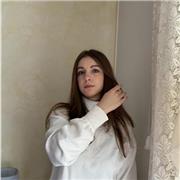 Studentessa universitaria di mediazione linguistica offre aiuto compiti (per bambini fino alle terza media, in tutte le materie) e ripetizioni di inglese e spagnolo